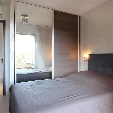 Neptune - 4 To 6 People - Port Of Porto-vecchio * Porto-Vecchio (Corsica)