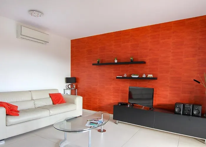 Neptune - 4 To 6 People - Port Of Porto-vecchio